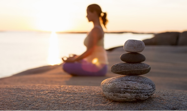 Йога в качестве терапии при метеозависимости