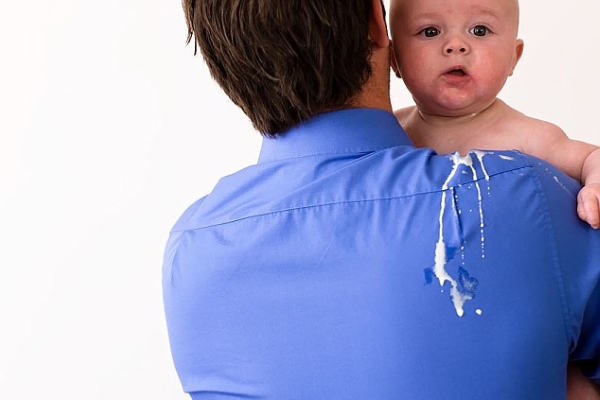 Отрыжка у грудничка