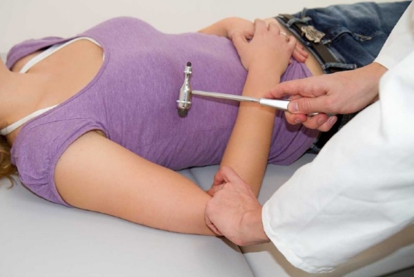 Обследование у невропатолога