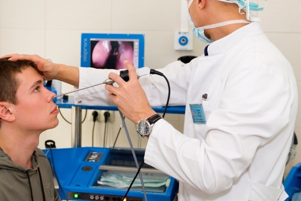 Эндоскопия носа