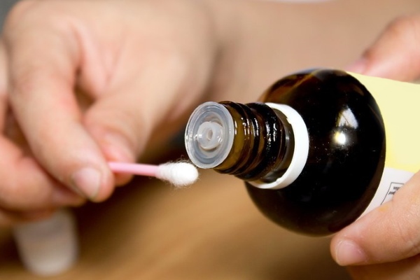 Обработка прыщей перекисью водорода