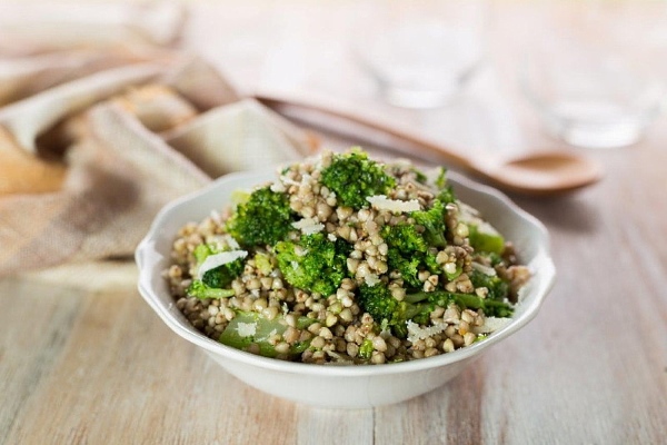 Гречка с брокколи