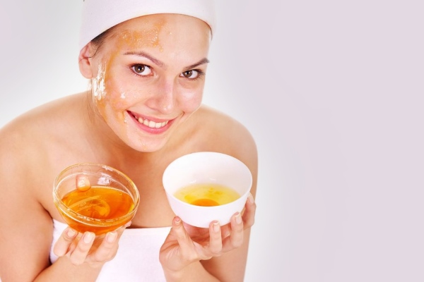 Маска медово-яичная