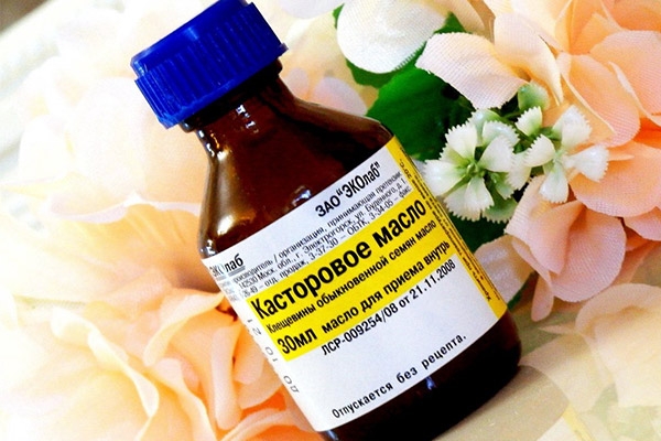 Касторовое масло против прыщей на лице и теле