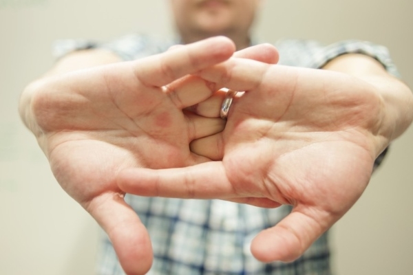 Гимнастика при артрите кистей и пальцев рук